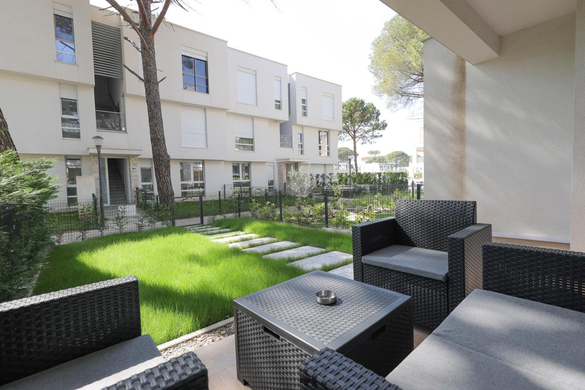 Sanpietro Vacation Rentals Plazhi San Pietro Exteriér fotografie